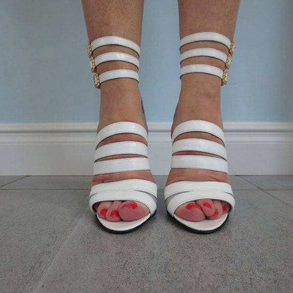 NEW Vintage Scarpina White Wedding Heel Sandals - Picture 2 of 6